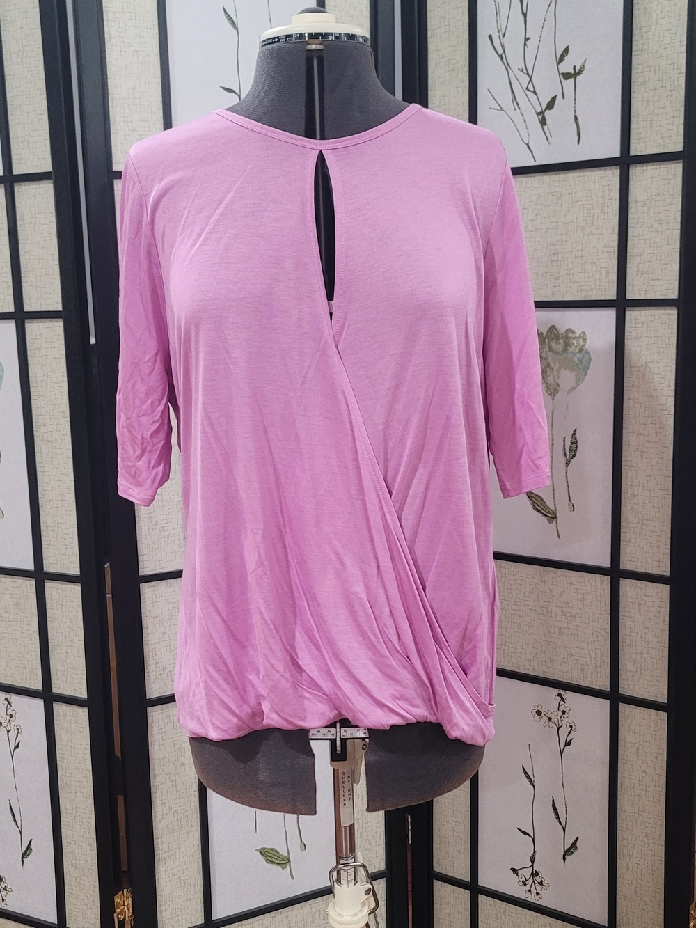 NWT. Banana Republic Women’s SilkyLuxe Wrap-Front Top